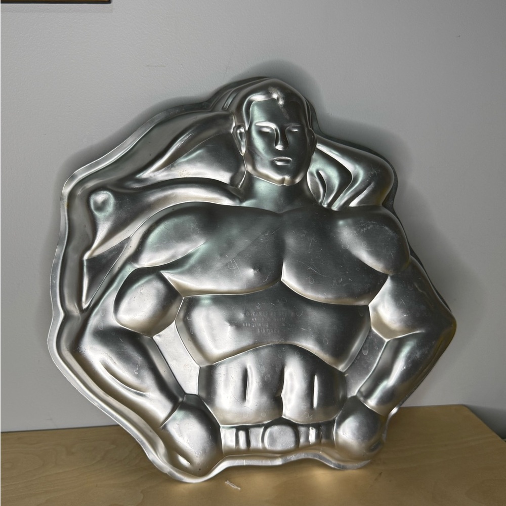 Vintage Superman cake pan